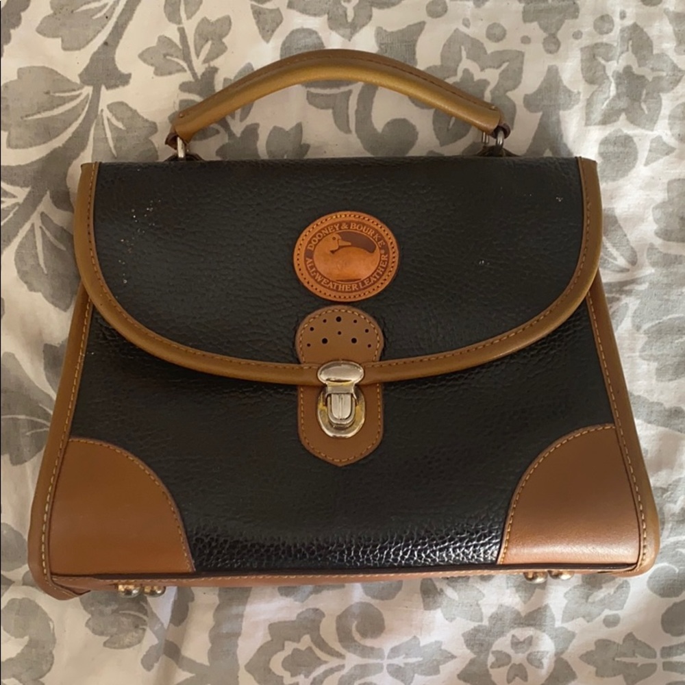 Vintage leather Dooney & Bourke purse